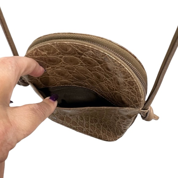 TITTI DELL'ACQUA MAXIMA TAN ALLIGATOR CROSSBODY PURSE W FRONT ZIP POCKET - Picture 7 of 16